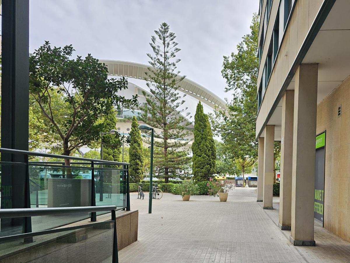 Apartamentos Las Ciencias A Βαλένθια Εξωτερικό φωτογραφία